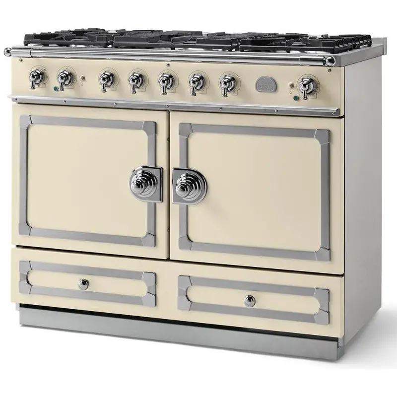 La Cornue C1Pp 43-Inch Freestanding Dual-Fuel Range 1