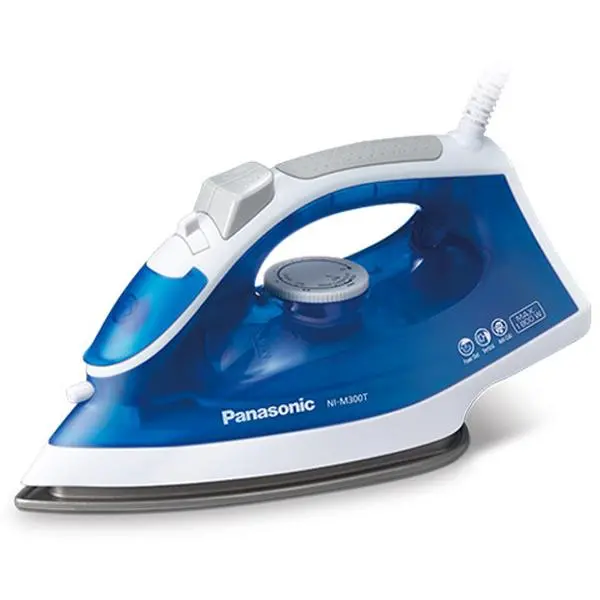 Panasonic Ni-M300Ta Lightweight Steam Iron 1